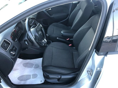 Volkswagen Polo 1.6 TDI 90CV DPF 5 porte Highline (8)