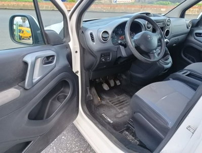 Peugeot Partner 1.6 HDi 115CV Active (7)