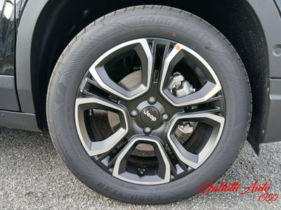 Jeep Avenger 1.2 turbo e-hybrid mhev Summit fwd 110cv edct6 (20)