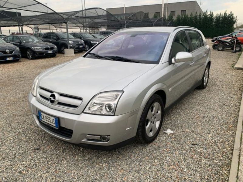 Opel Signum 2.2 16V DTI Elegance