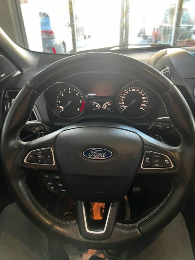 Ford Kuga 2.0 TDCI 150 CV S&S 4WD Powershift ST-Line (7)