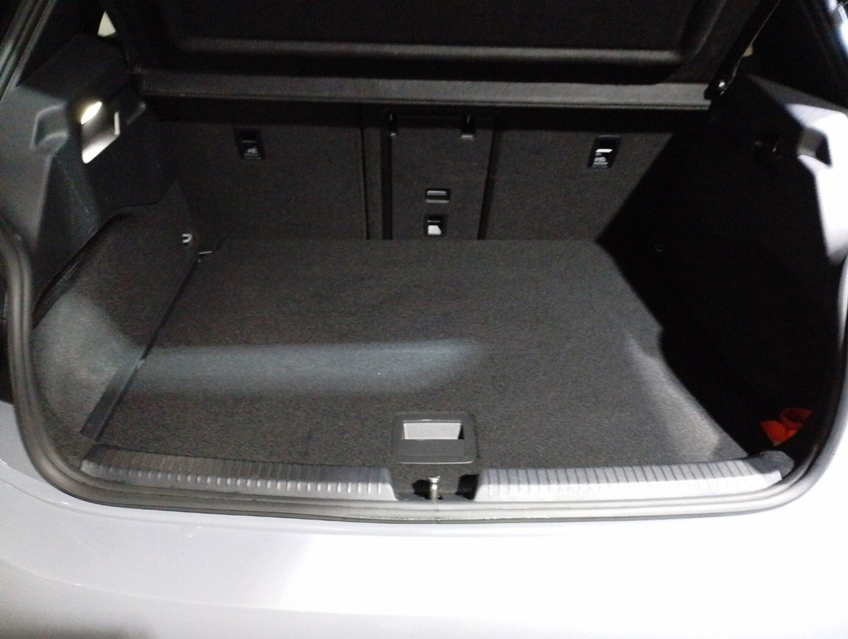 Volkswagen ID.3 Pro Performance Active (10)