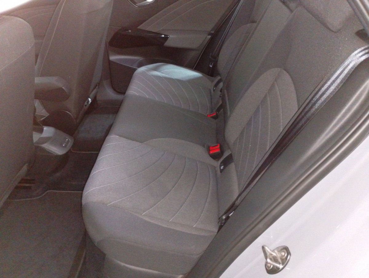 Volkswagen ID.3 Pro Performance Active (18)