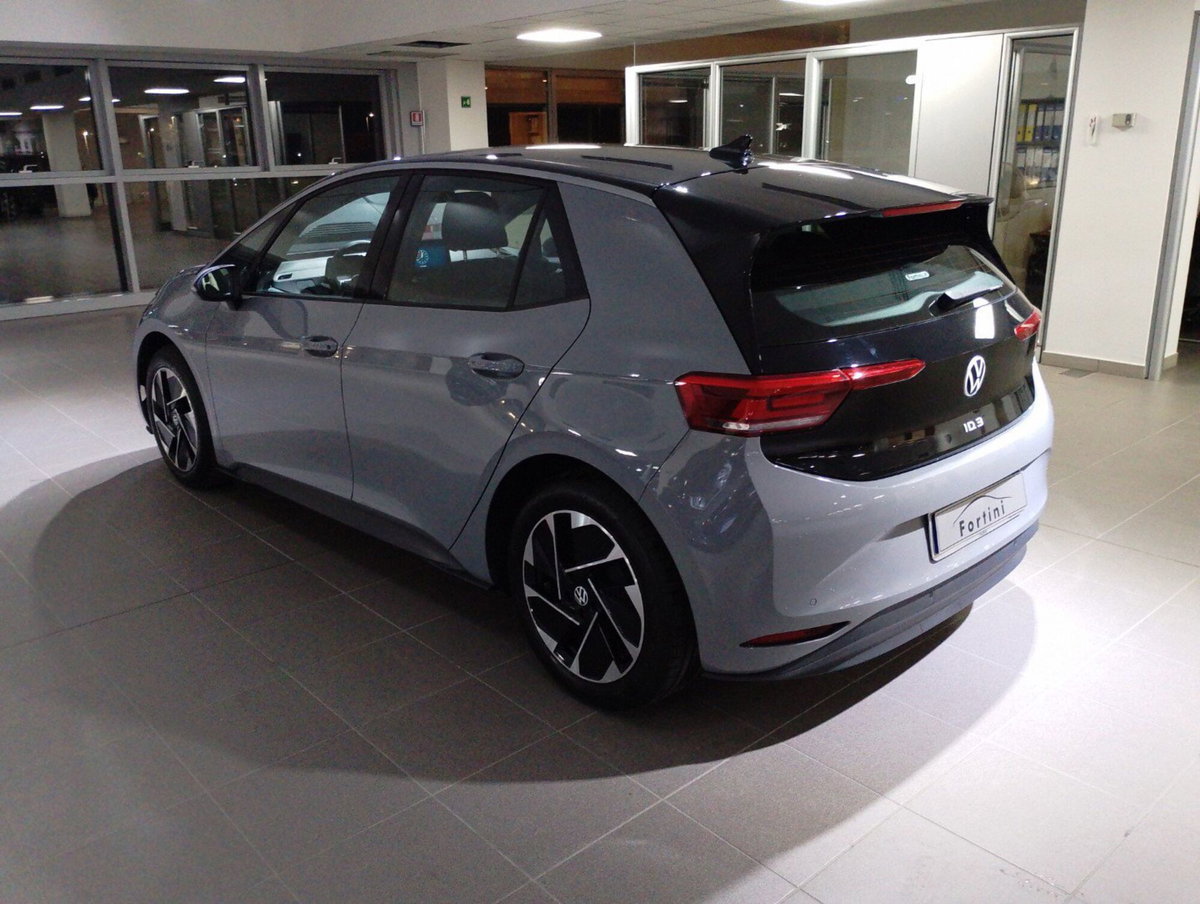 Volkswagen ID.3 Pro Performance Active (4)