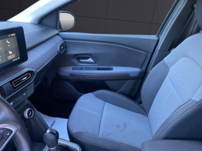 Dacia Jogger 1.6 hybrid Extreme 140cv (14)