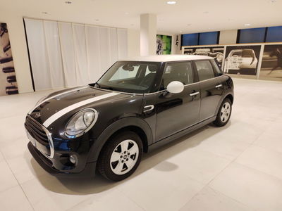MINI Mini 1.5 Cooper D 5 porte usata