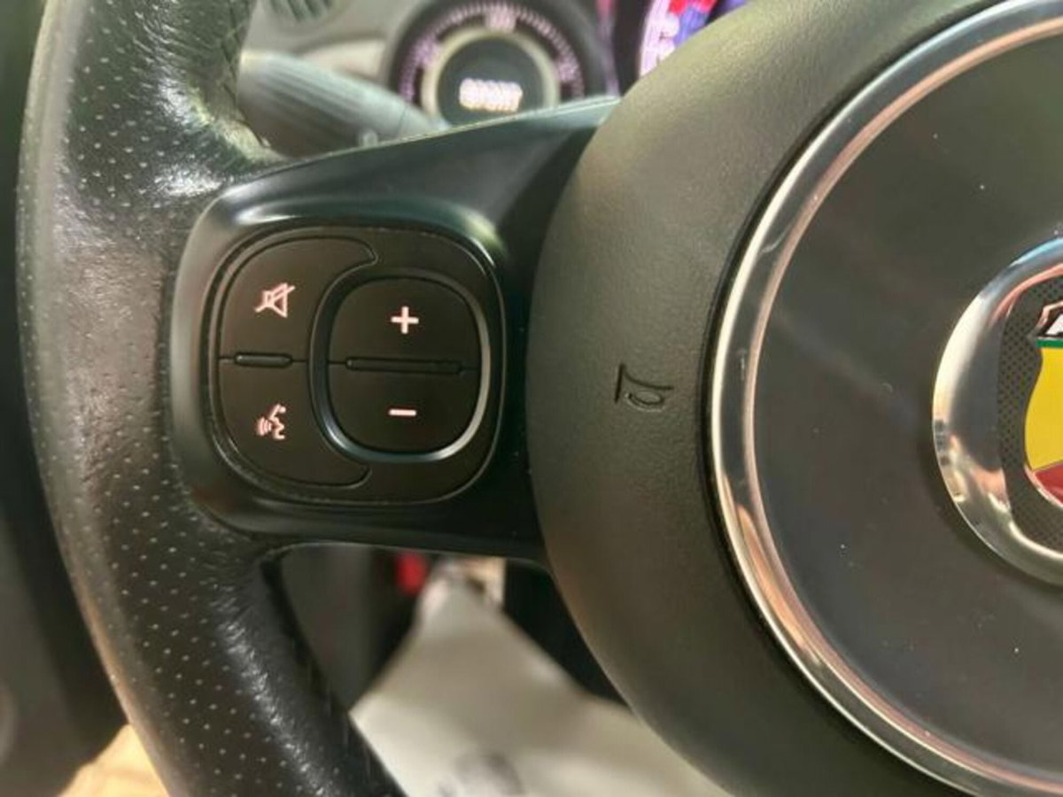 Abarth 595 595 1.4 Turbo T-Jet 165 CV Turismo (17)