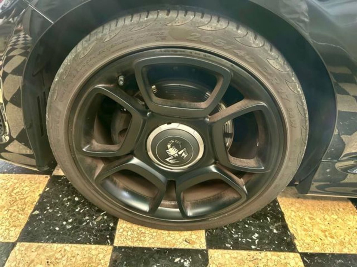 Abarth 595 595 1.4 Turbo T-Jet 165 CV Turismo (9)