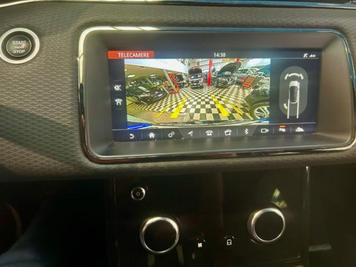 Land Rover Range Rover Evoque 2.0D I4-L.Flw 150 CV AWD Auto R-Dynamic (16)