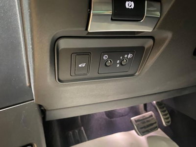 Land Rover Range Rover Evoque 2.0D I4-L.Flw 150 CV AWD Auto R-Dynamic (19)