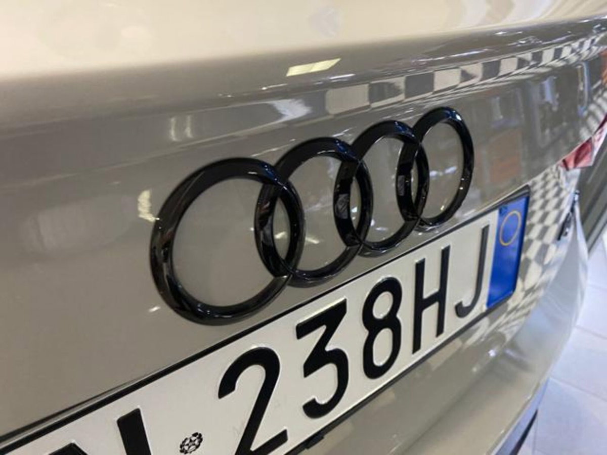 Audi Q3 Sportback 40 TDI quattro S tronic S line edition (14)