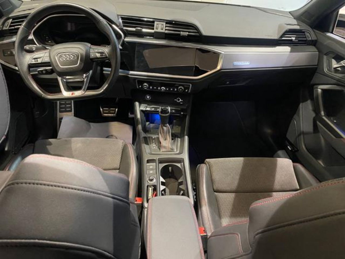 Audi Q3 Sportback 40 TDI quattro S tronic S line edition (18)