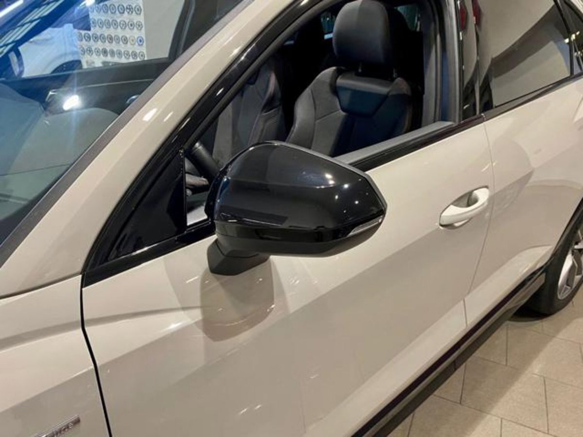 Audi Q3 Sportback 40 TDI quattro S tronic S line edition (9)