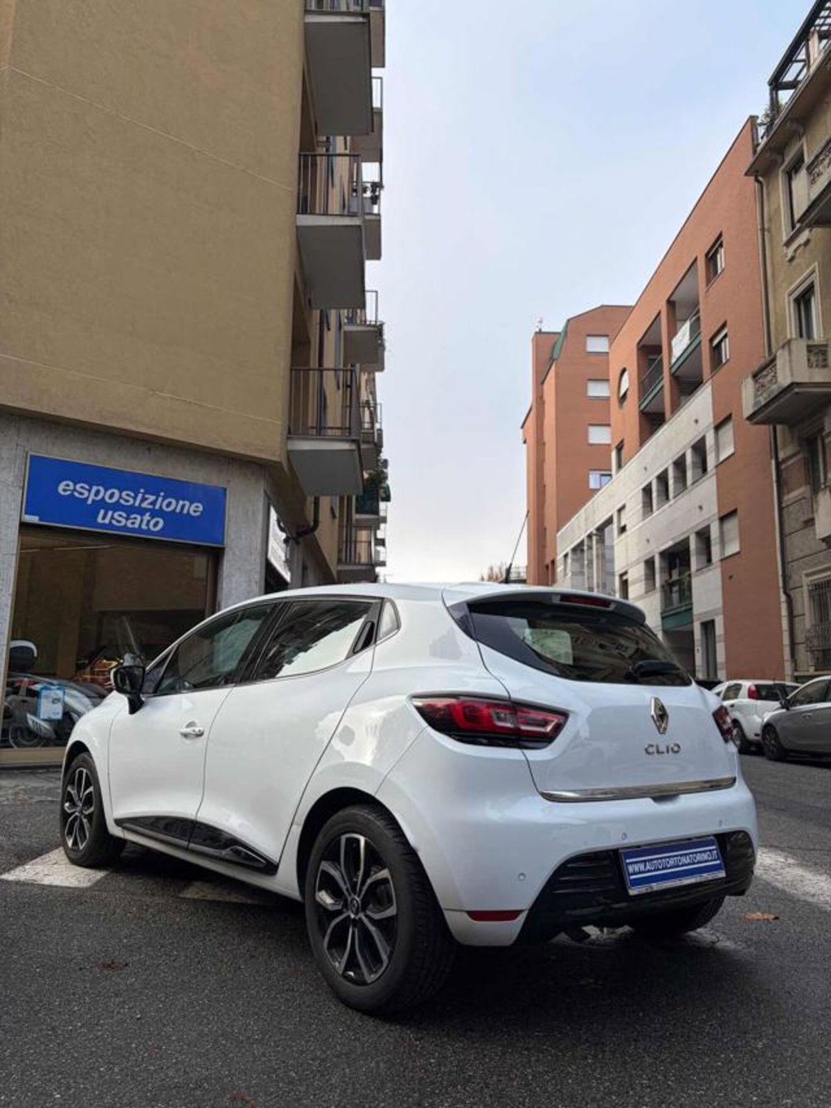 Renault Clio dCi 8V 90 CV Start&Stop 5 porte Energy Life (2)