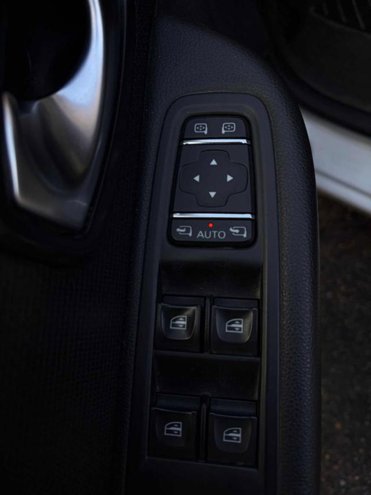 Renault Clio dCi 8V 90 CV Start&Stop 5 porte Energy Life (5)
