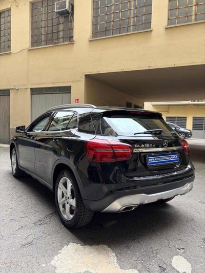 Mercedes-Benz GLA SUV 180 d Sport (2)