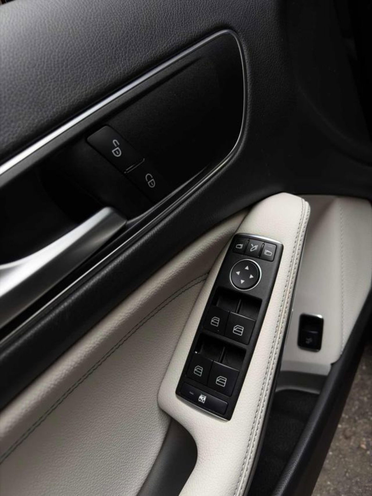Mercedes-Benz GLA SUV 180 d Sport (6)