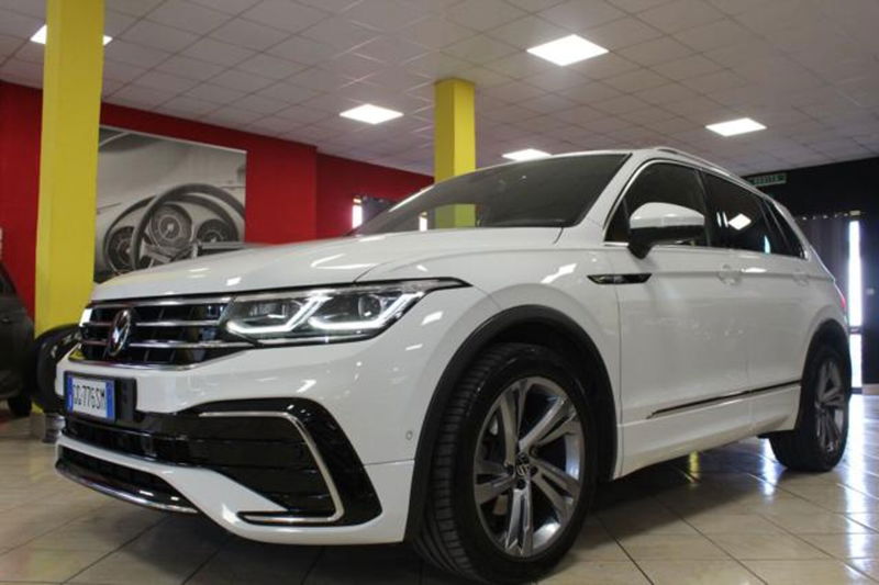 Volkswagen Tiguan Allspace 2.0 TDI SCR DSG 4MOTION R-Line