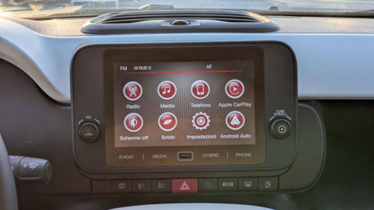 Fiat Pandina 1.0 firefly hybrid s&s 70cv (12)