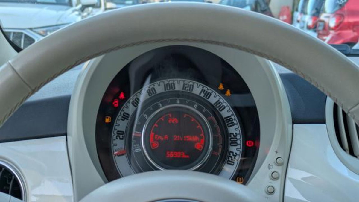 Fiat 500 1.0 Hybrid Club (10)
