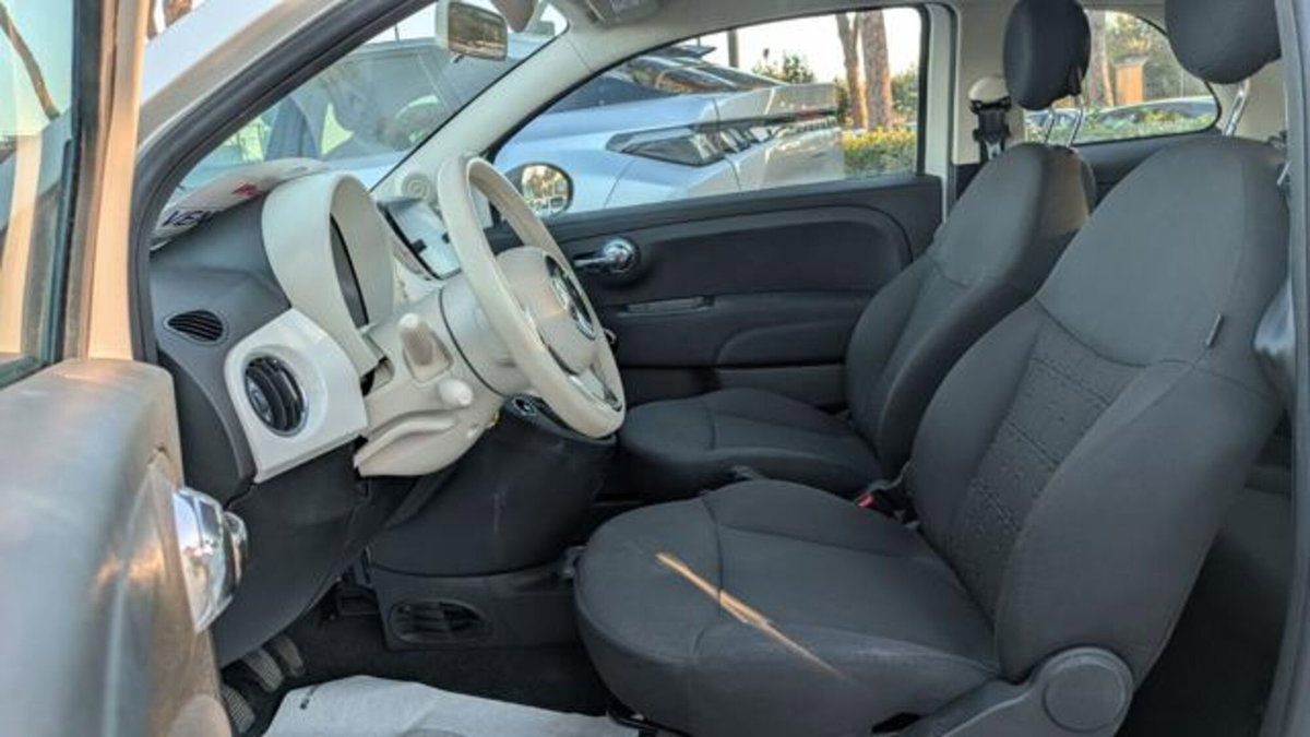 Fiat 500 1.0 Hybrid Club (12)