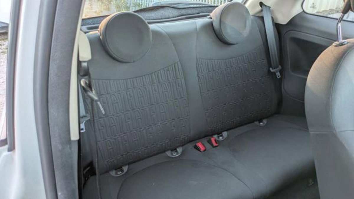 Fiat 500 1.0 Hybrid Club (14)