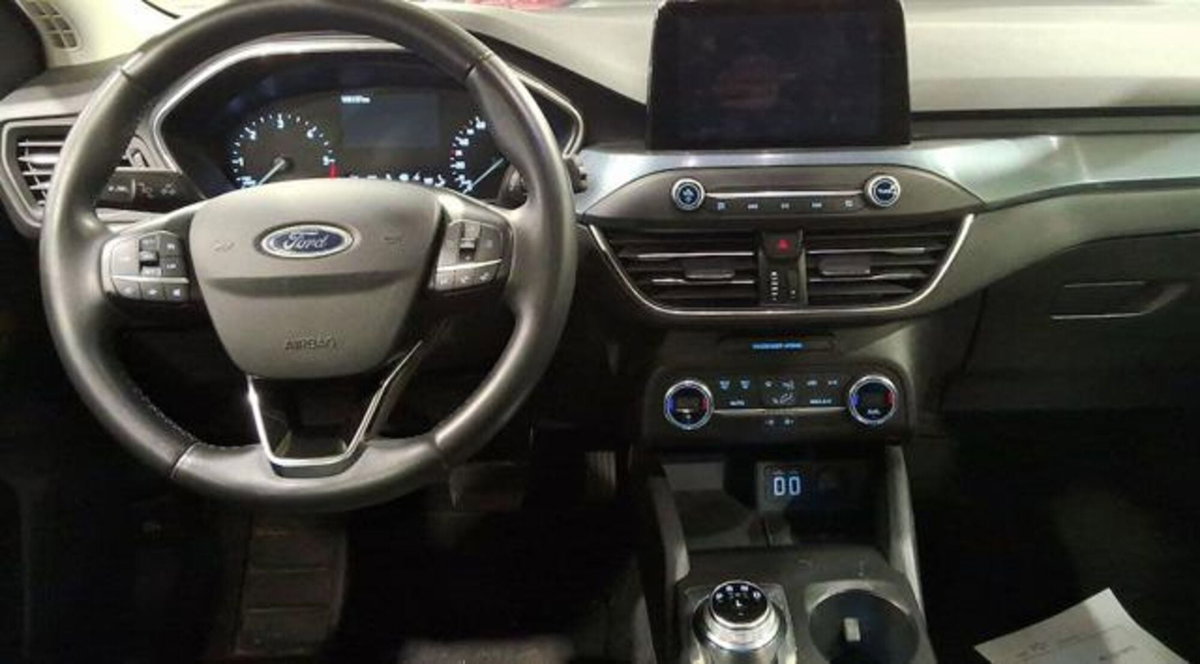 Ford Focus 1.5 EcoBlue 120 CV automatico 5p. Active X (5)
