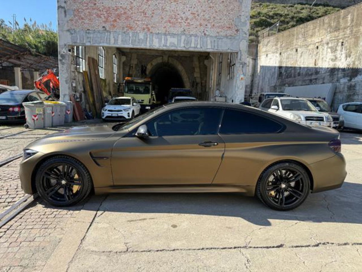 BMW Serie 4 Coupé M4 (4)