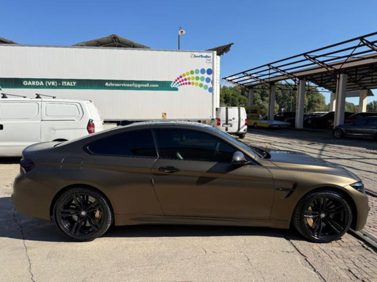 BMW Serie 4 Coupé M4 (5)
