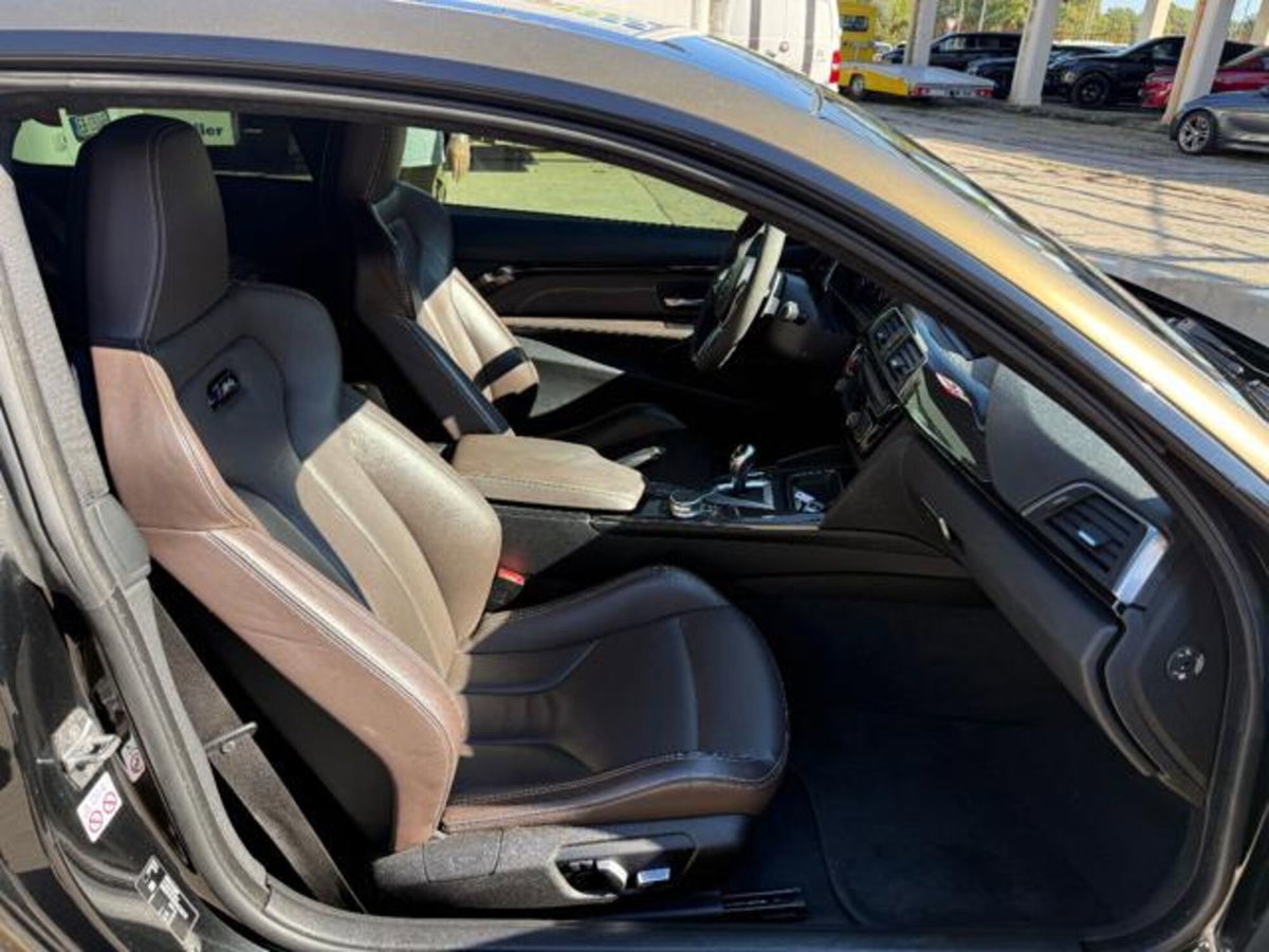 BMW Serie 4 Coupé M4 (7)