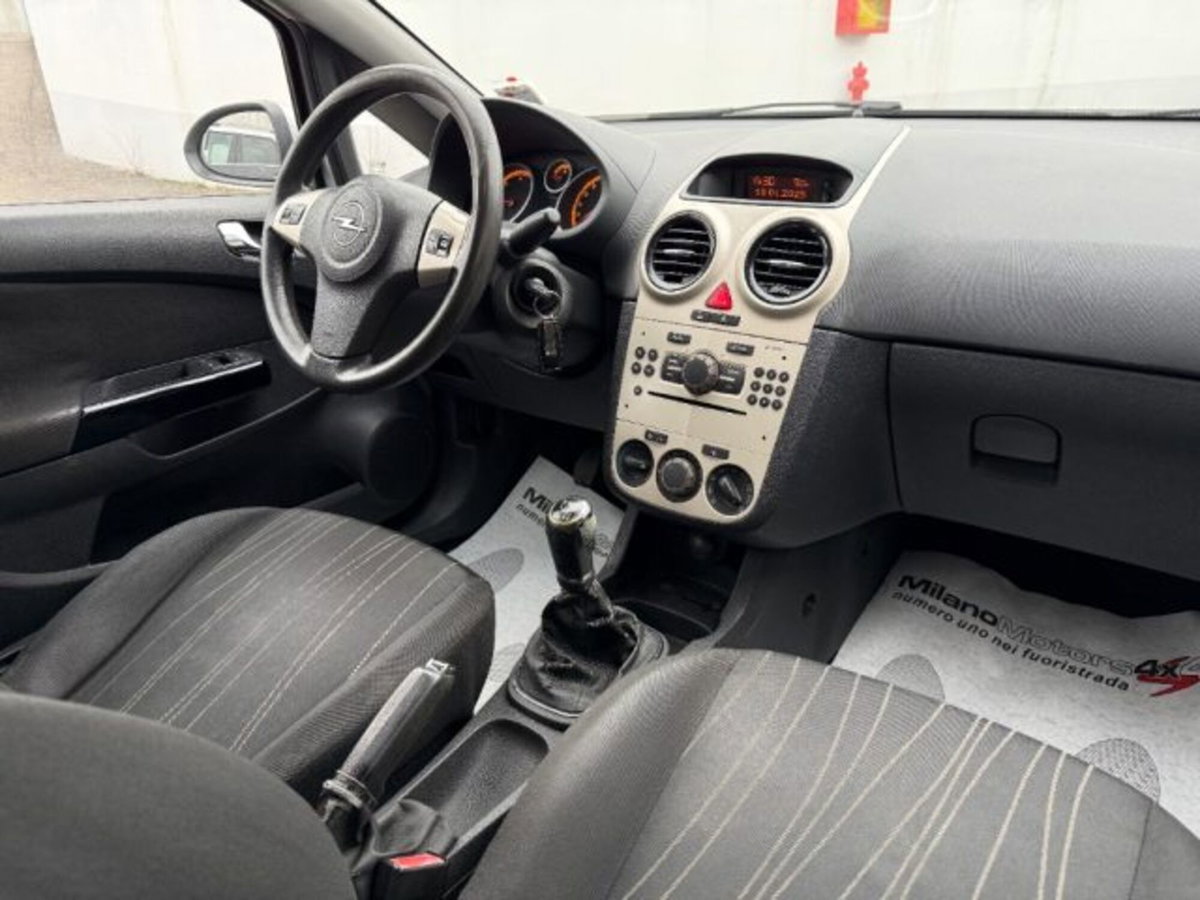Opel Corsa 1.3 CDTI 90CV 5 porte Cosmo (11)