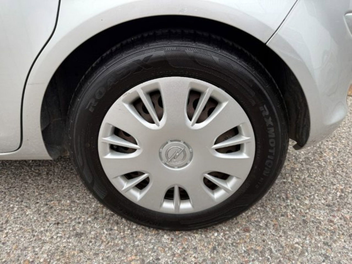 Opel Corsa 1.3 CDTI 90CV 5 porte Cosmo (7)