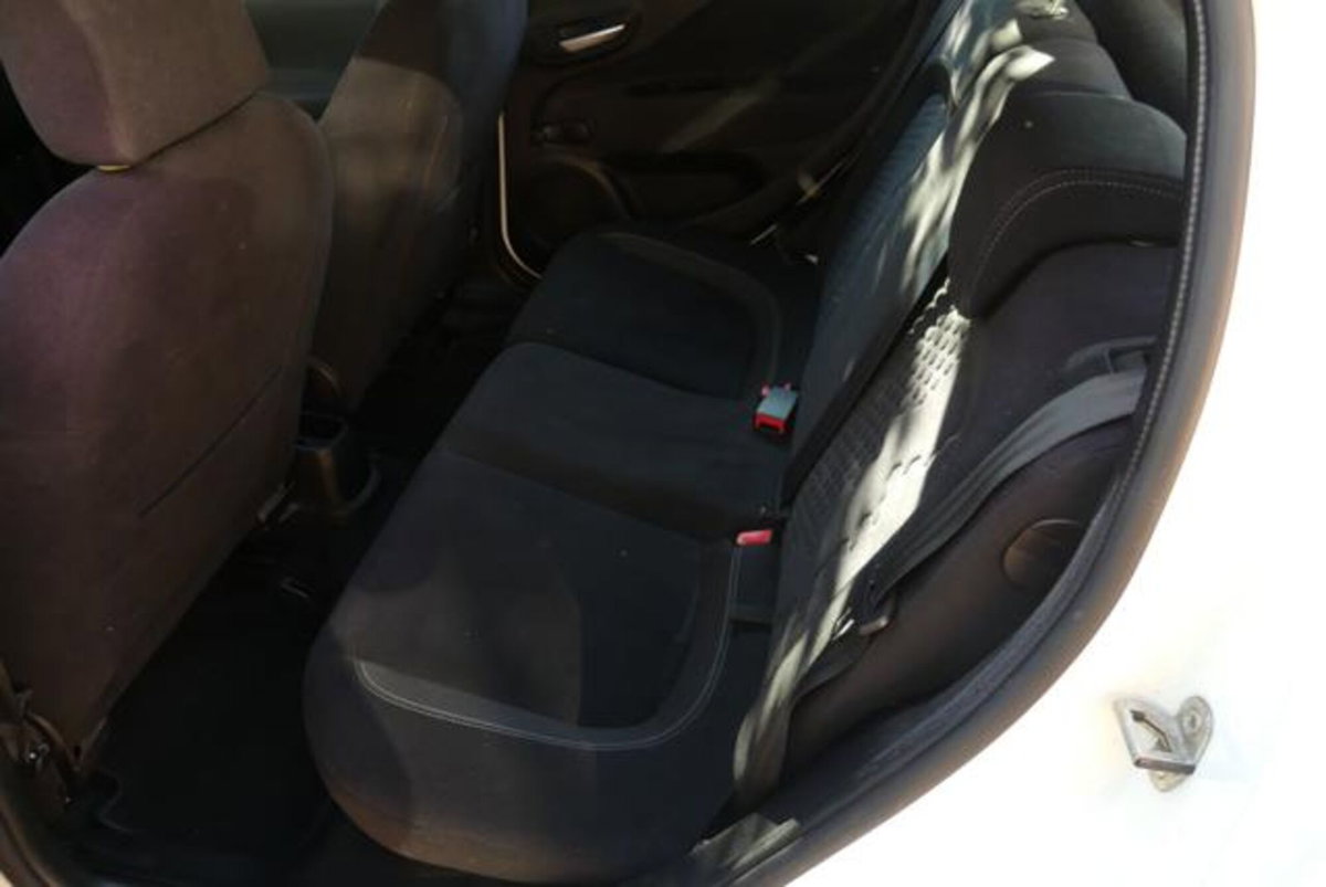 Fiat Punto 1.4 8V 5 porte Natural Power Easy (17)