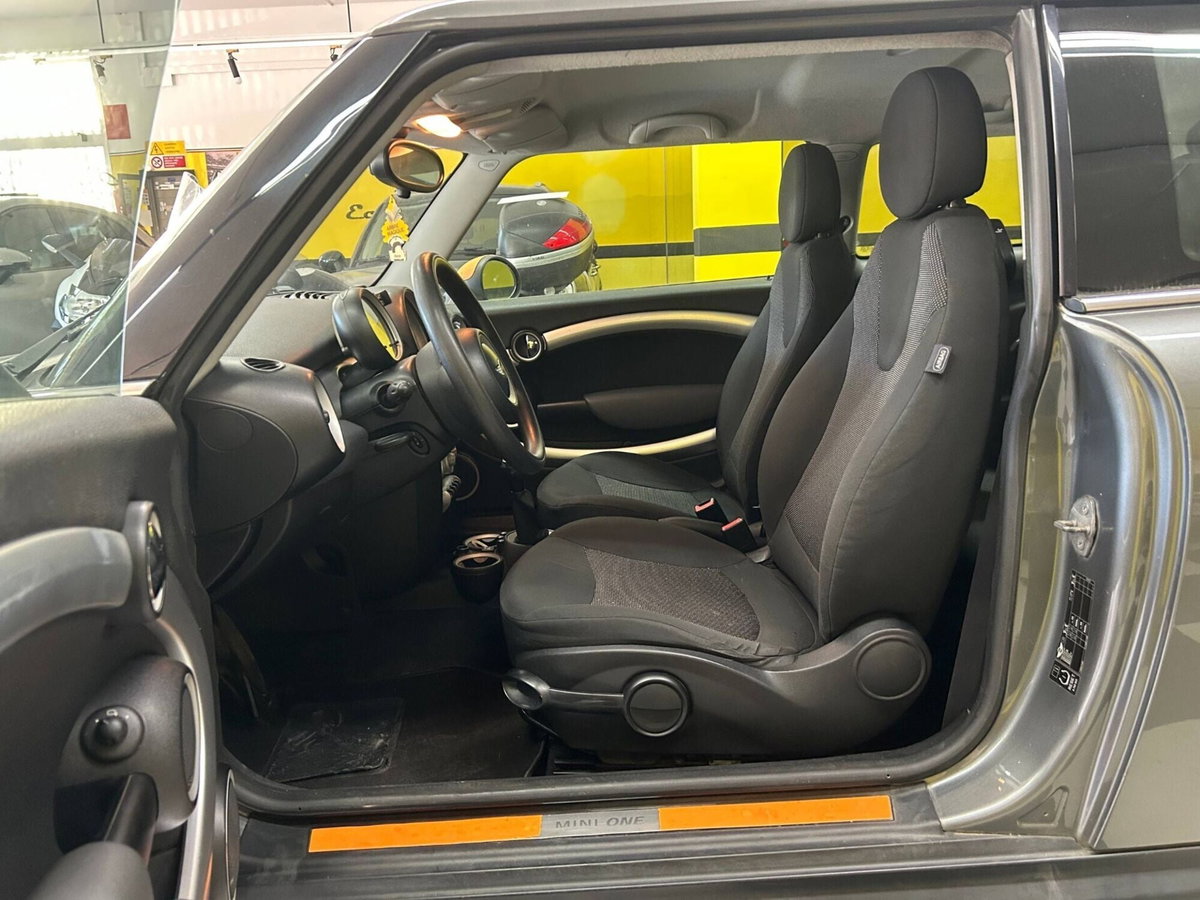 MINI Mini 1.4 16V Ray G (9)