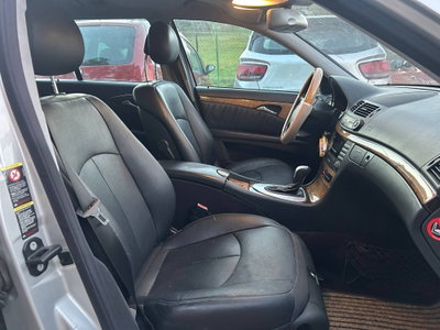 Mercedes-Benz Classe E Station Wagon 280 CDI cat Avantgarde (10)