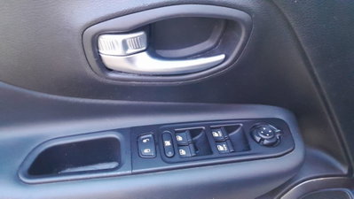 Jeep Renegade 1.6 Mjt 130 CV Limited (15)