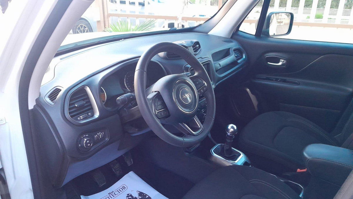 Jeep Renegade 1.6 Mjt 130 CV Limited (16)