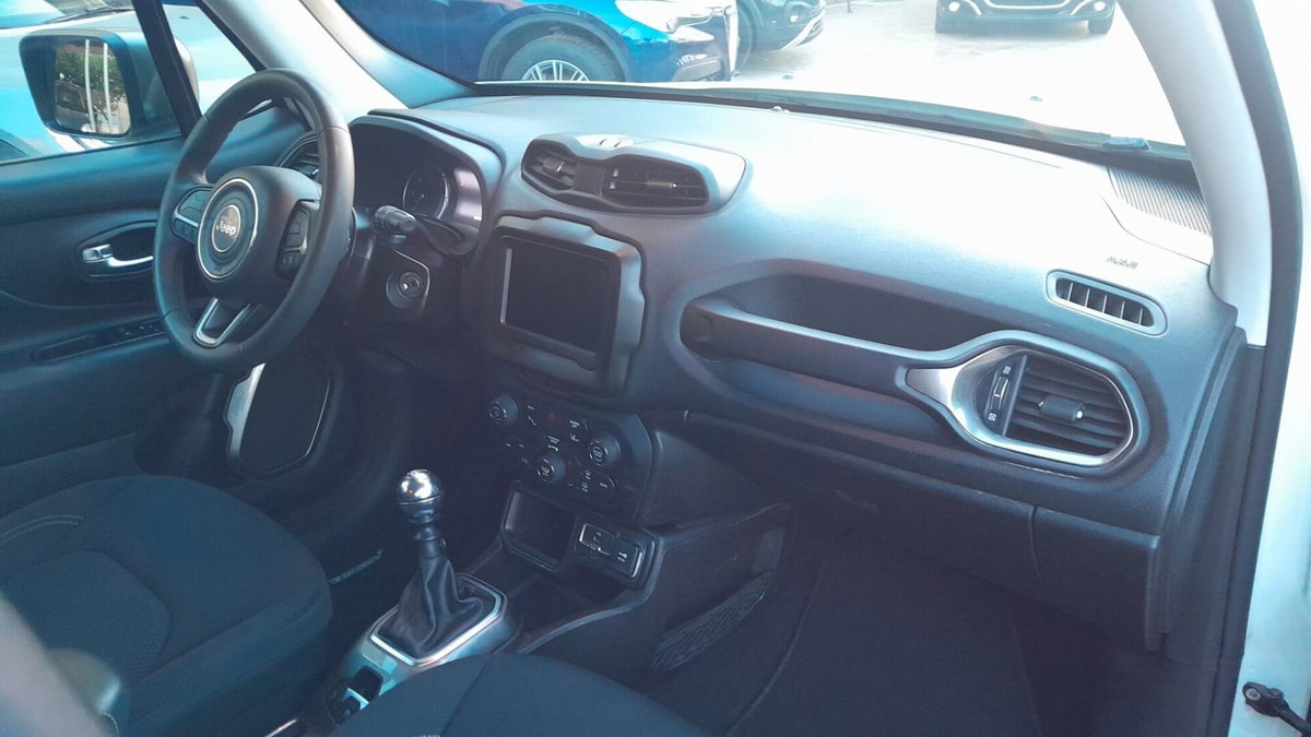 Jeep Renegade 1.6 Mjt 130 CV Limited (17)