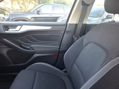 Ford Focus Station Wagon 1.5 EcoBlue 120 CV automatico SW Business (8)