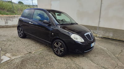 Lancia Ypsilon 1.3 MJT 75 CV DPF Sport MomoDesign