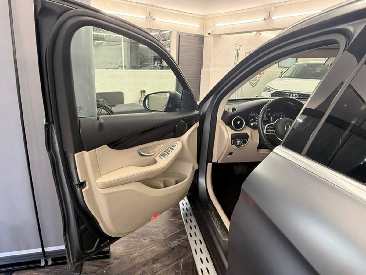 Mercedes-Benz GLC SUV 200 d 4Matic Executive (7)