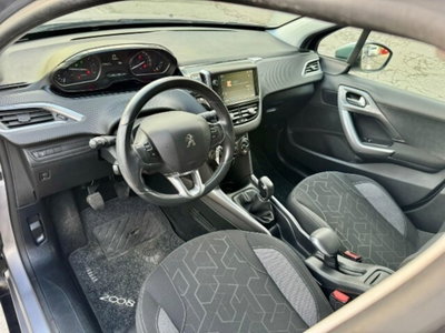 Peugeot 2008 100 Black Matt (12)