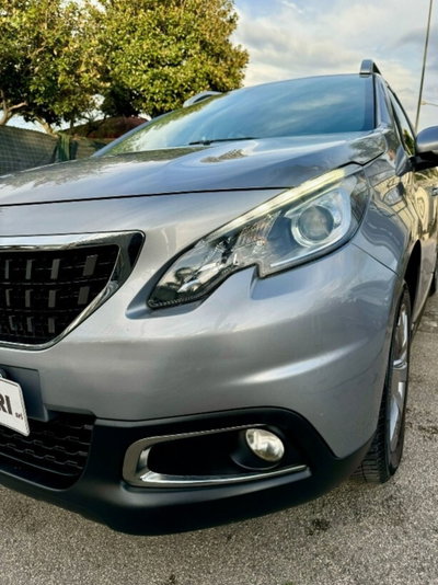 Peugeot 2008 100 Black Matt (4)