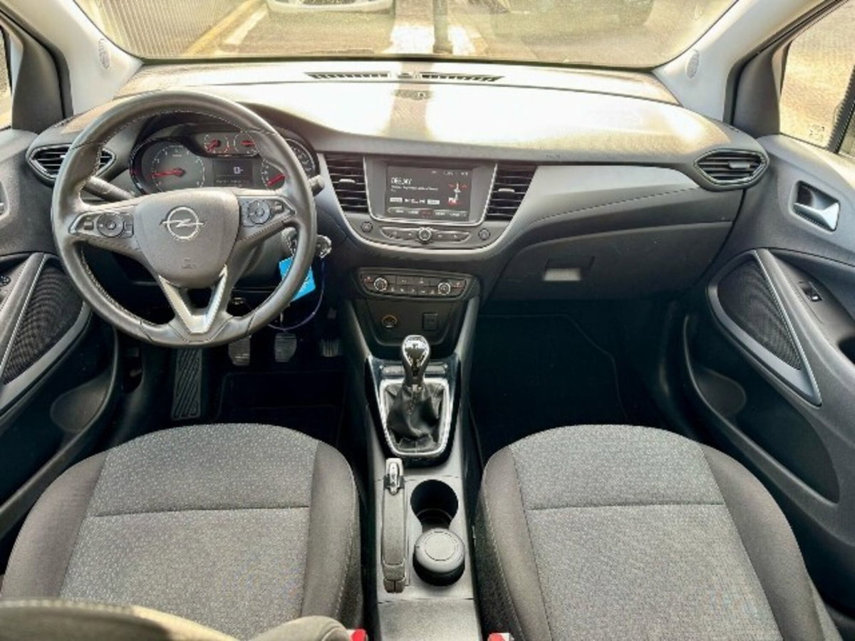 Opel Crossland X 1.2 12V Innovation (13)