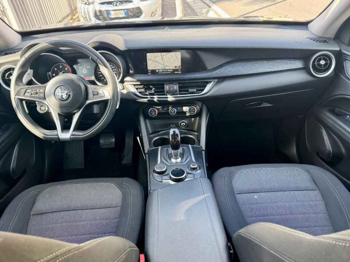 Alfa Romeo Stelvio Stelvio 2.2 Turbodiesel 190 CV AT8 Q4 Executive (13)