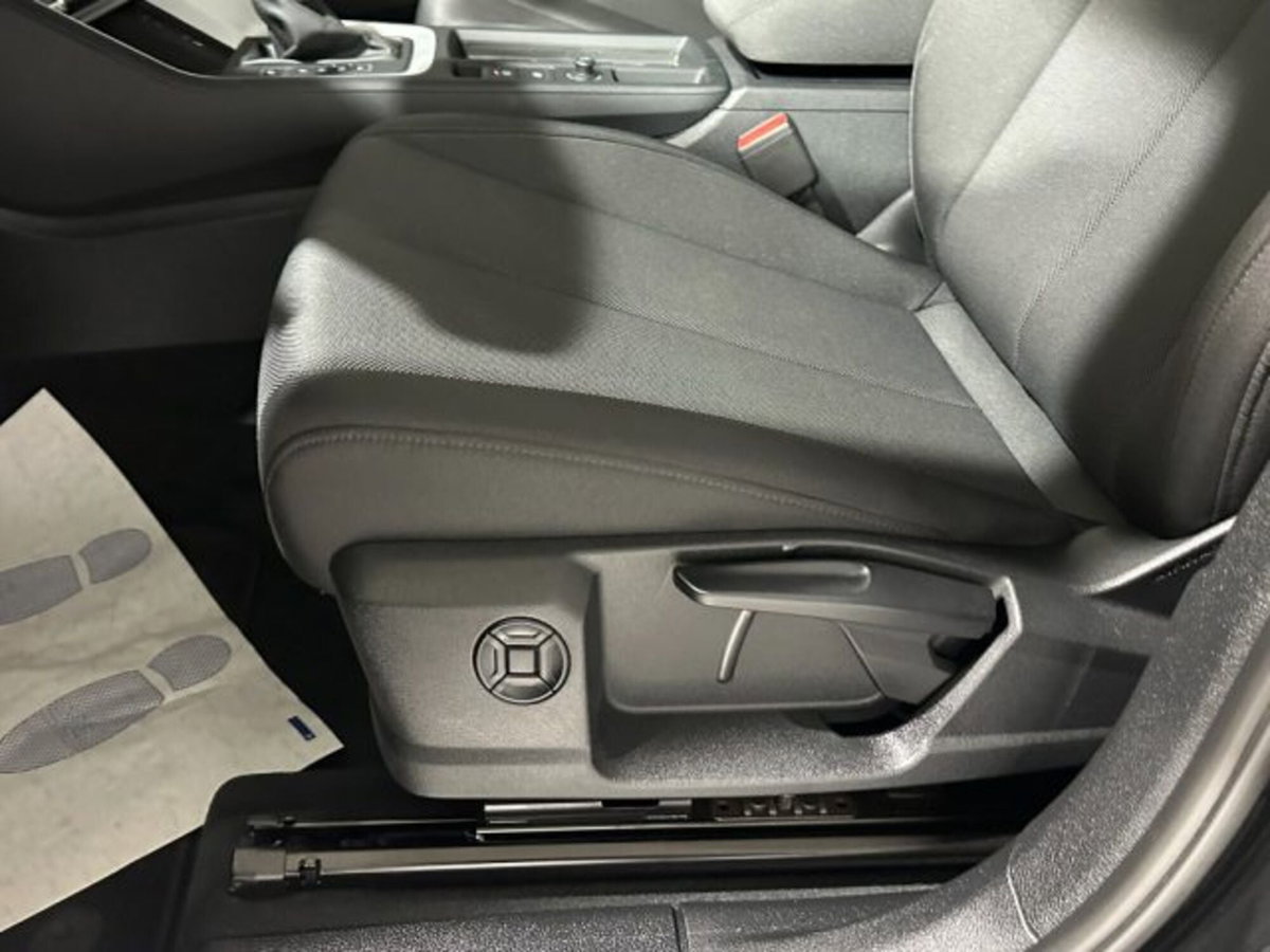 Audi Q3 Sportback 35 1.5 tfsi Identity Black (16)