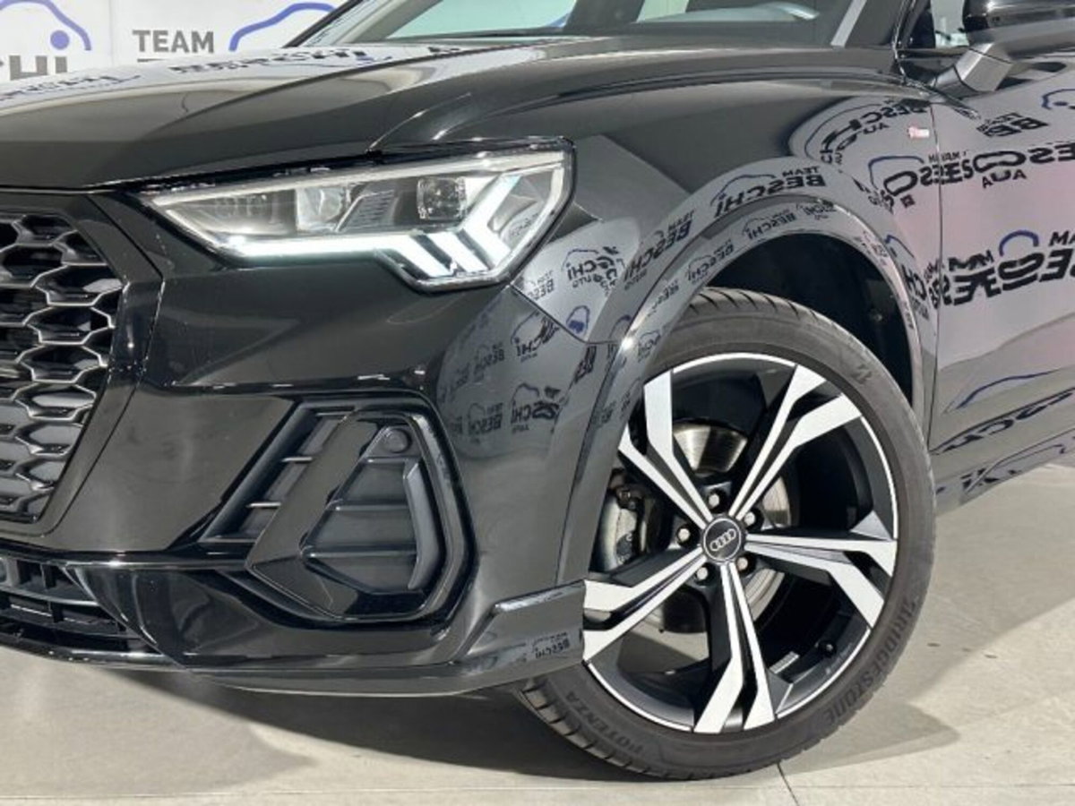 Audi Q3 Sportback 35 1.5 tfsi Identity Black (20)