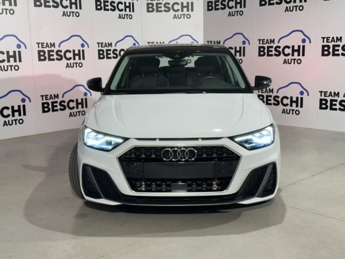 Audi A1 Sportback 30 1.0 tfsi S Line Edition 116cv s-tronic (4)