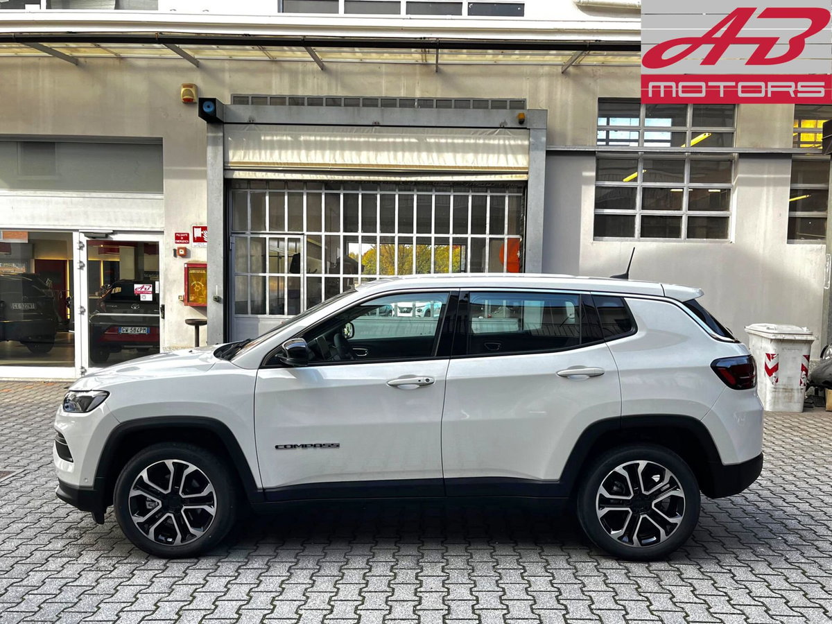 Jeep Compass 1.5 turbo t4 mhev Altitude 2wd 130cv dct (8)