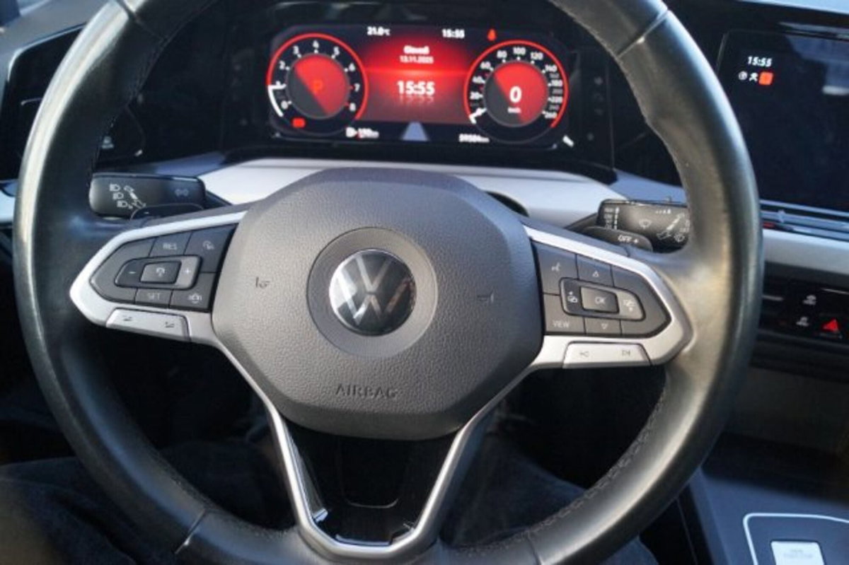 Volkswagen Golf Variant 1.0 eTSI EVO DSG Life (13)